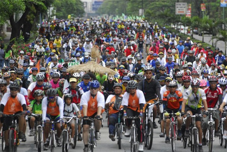 Ежегодный "зеленый" велосипедный пробег Филиппинах