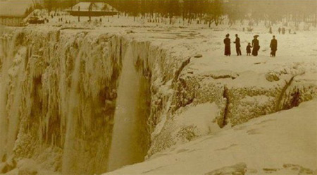 Замерзший Ниагарский водопад в 1911 году