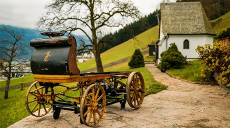 Самый первый автомобиль Porshe был электрическим